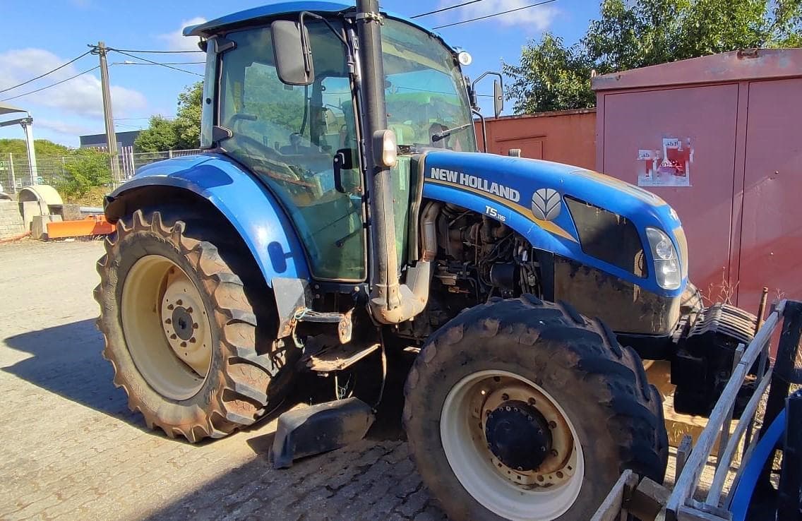Trator New Holland T5 115