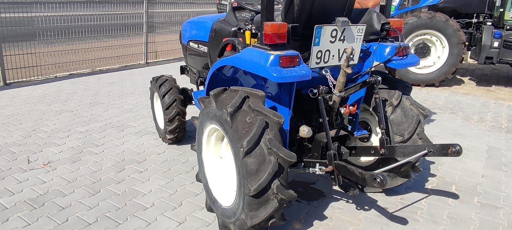 Trator New Holland TC 21 D — imagem 3