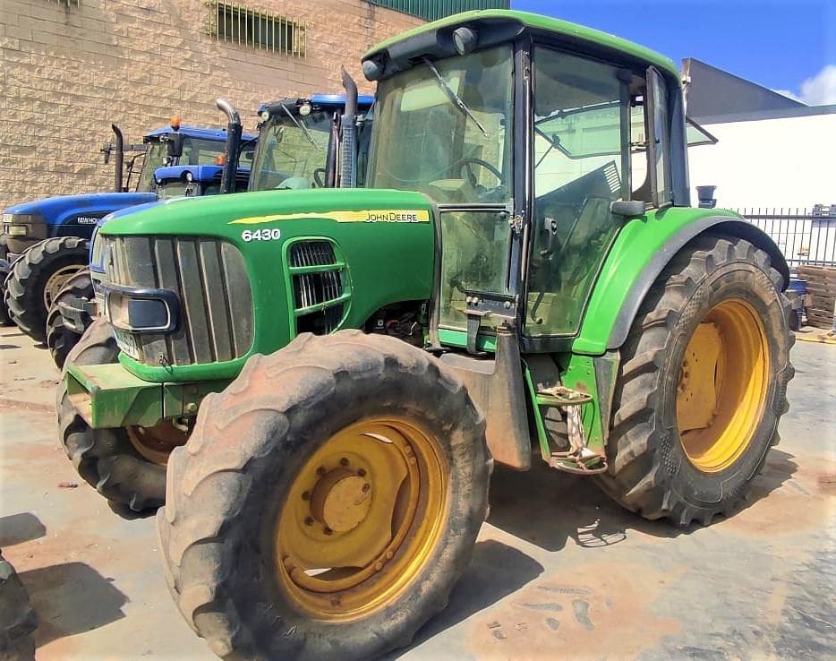 Trator John Deere 6430 — imagem 1