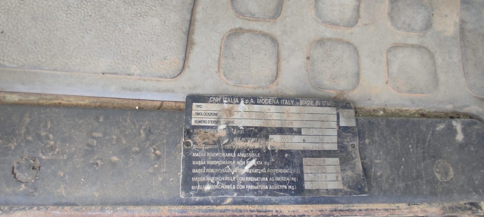 Trator New Holland TN 95F — imagem 3