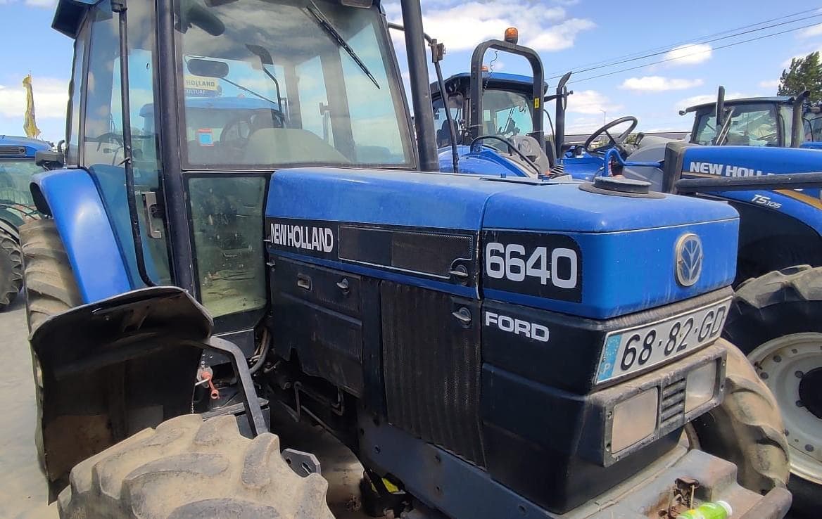Trator Ford New Holland 6640 — imagem 4