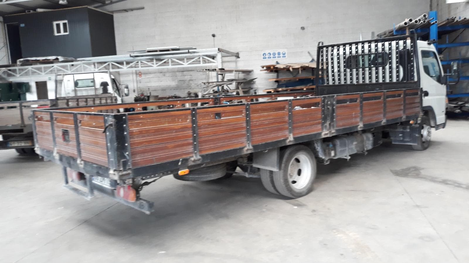 Mitsubishi Canter — imagen 3