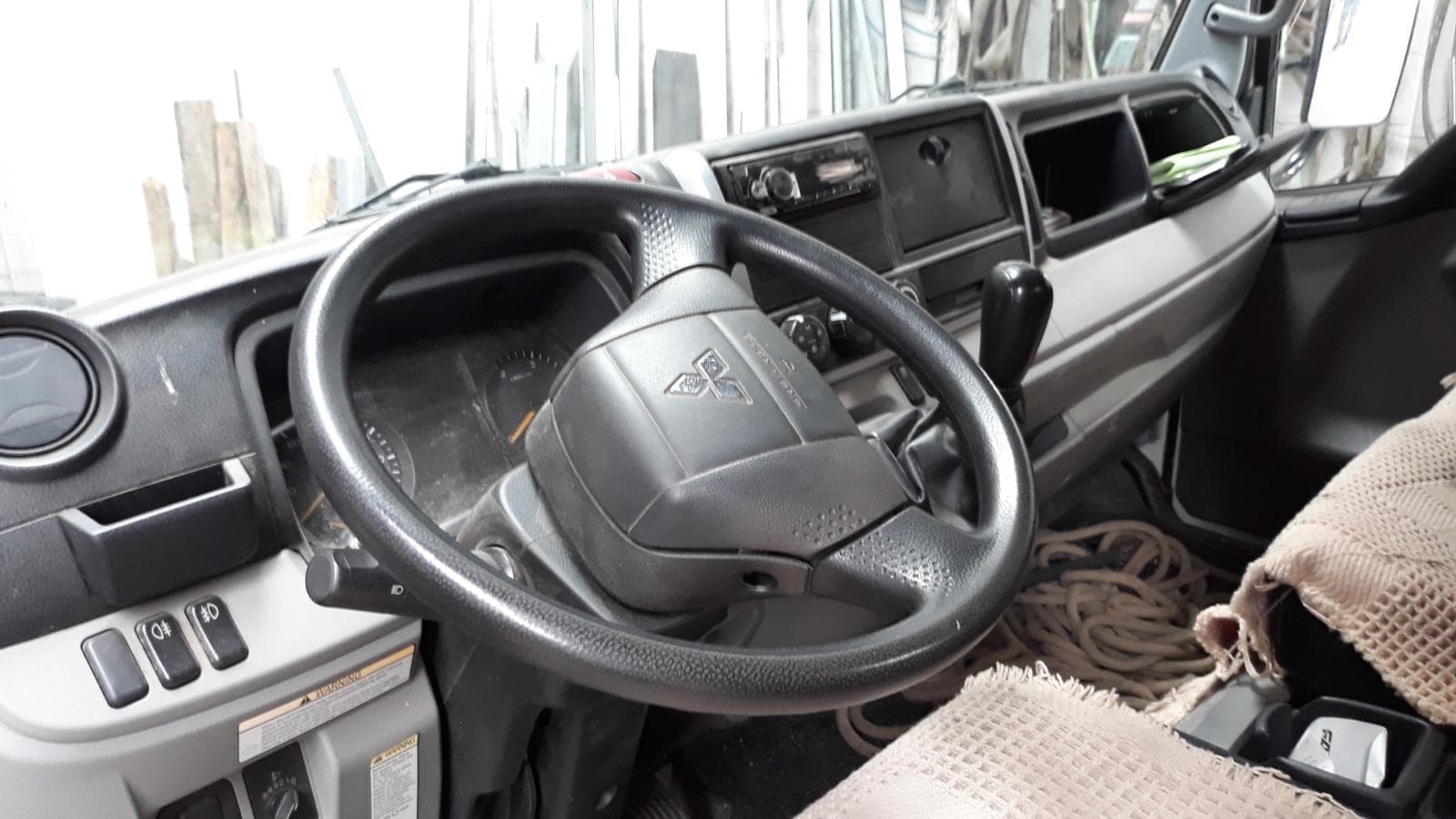 Mitsubishi Canter — imagen 9