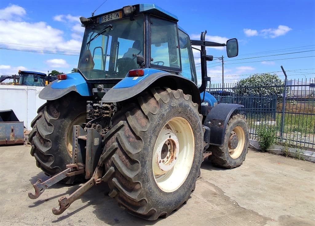 Trator New Holland TM150 — imagen 4