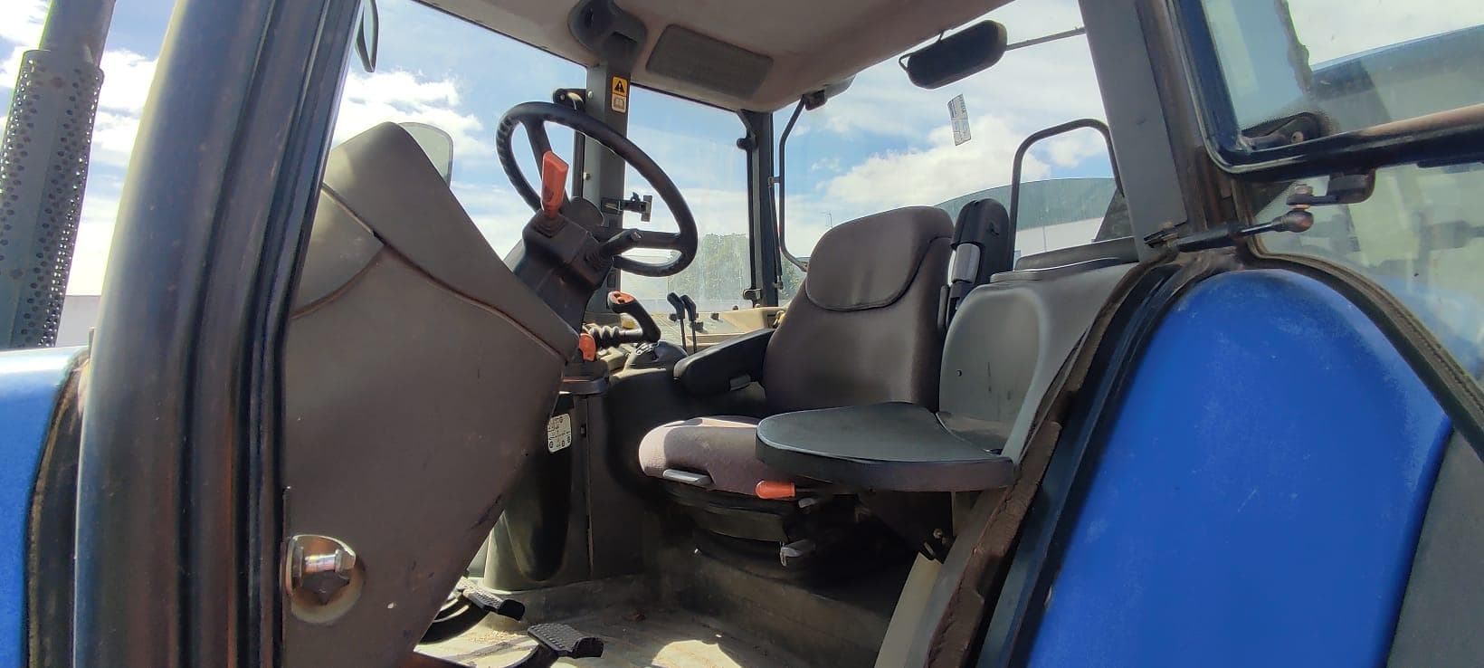 Trator New Holland TM165 · Beja — imagem 4