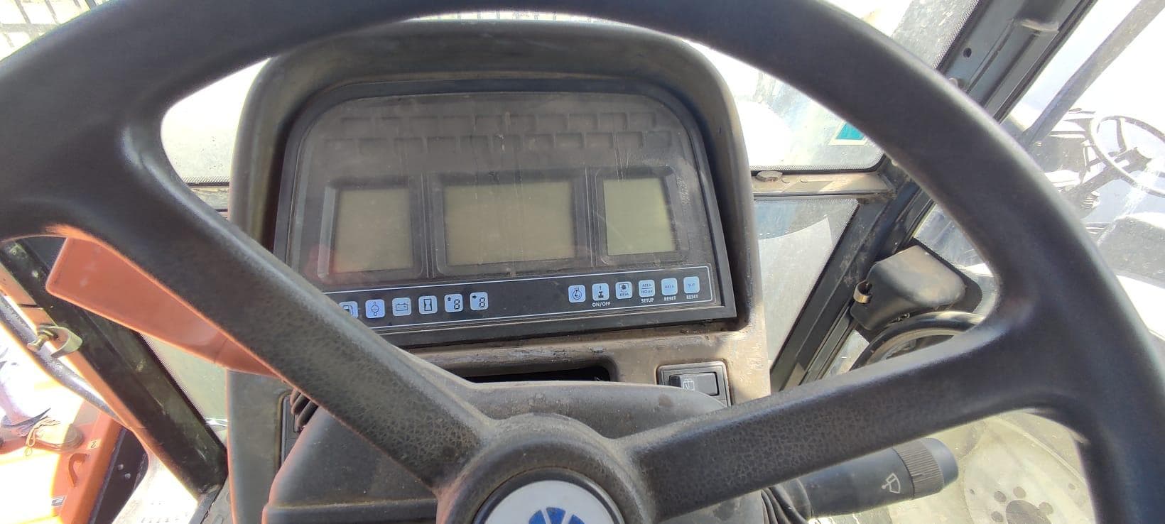 Trator New Holland TM165 · Beja — imagem 8