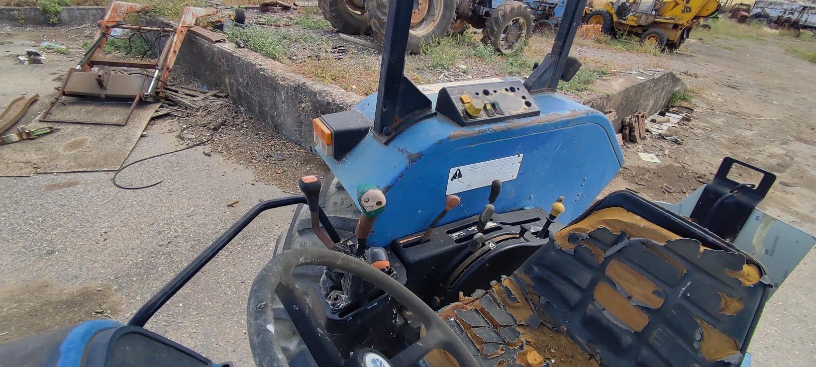 Trator Ford New Holland 7740 — imagem 5