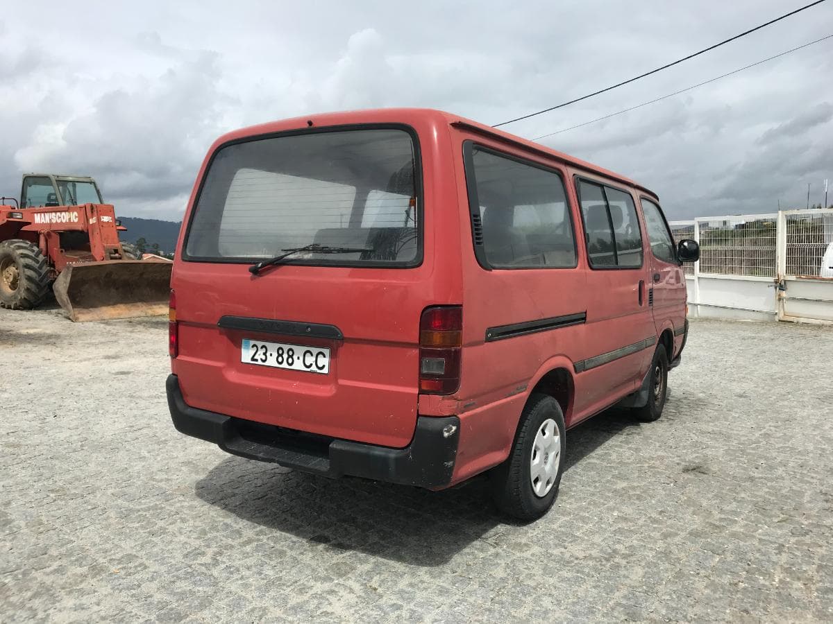 Toyota Hiace 2.4D · Ano 1993 — imagen 5