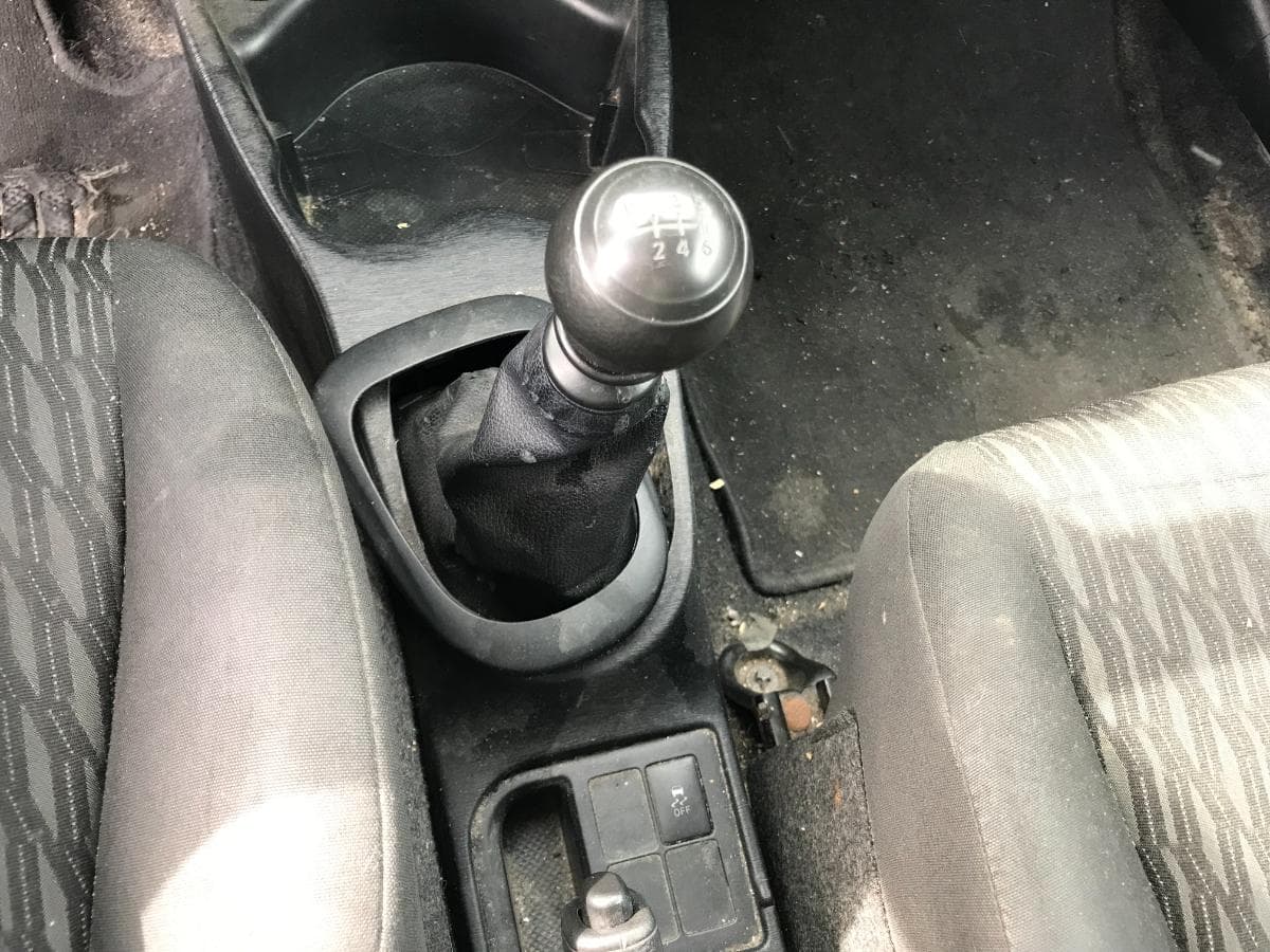 Toyota Yaris 1.4D · Ano 2012 — imagem 33