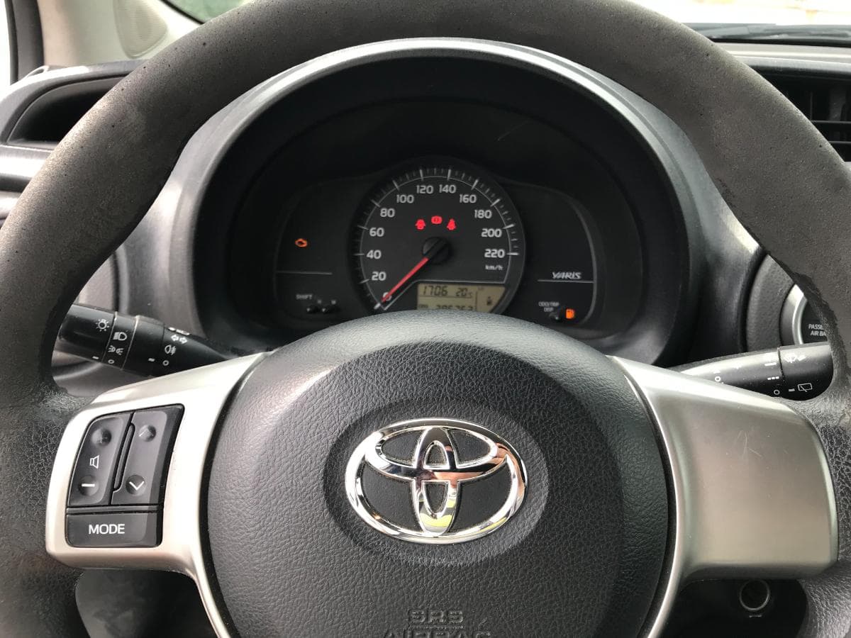 Toyota Yaris 1.4D · Ano 2012 — imagem 31
