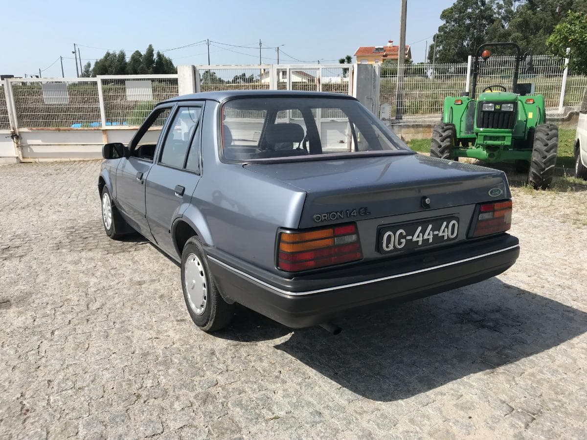 Ford Orion 1.4 · Ano 1988 — image 6