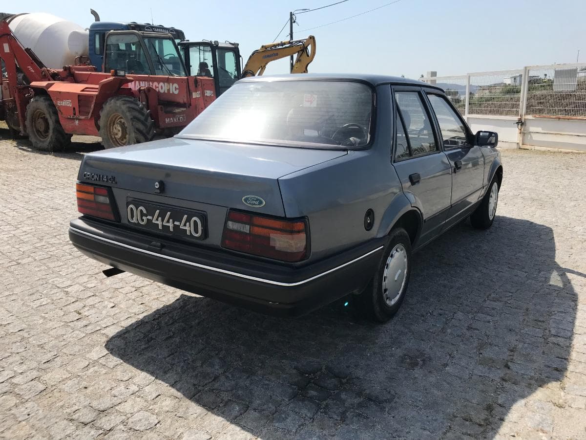 Ford Orion 1.4 · Ano 1988 — image 9