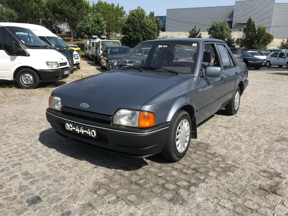 Ford Orion 1.4 · Ano 1988 — image 5