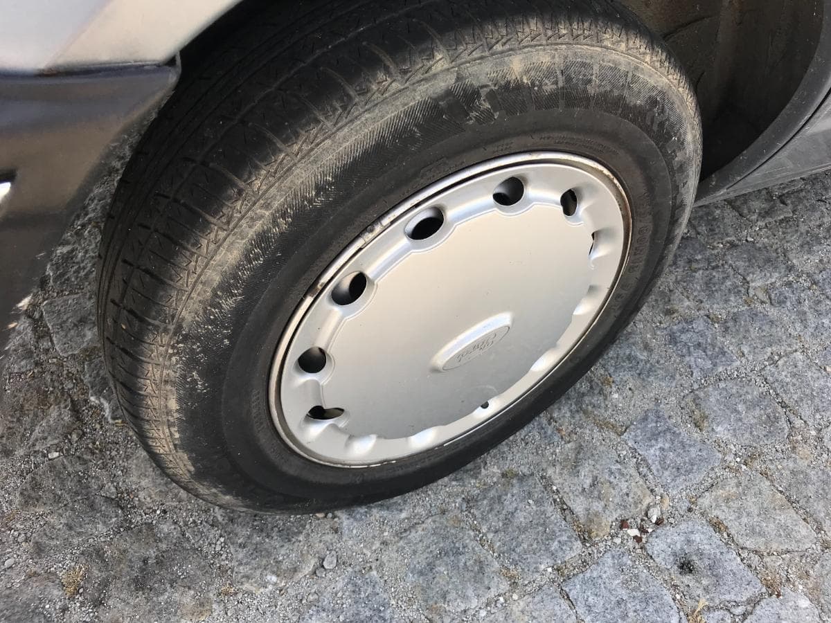Ford Orion 1.4 · Ano 1988 — image 16