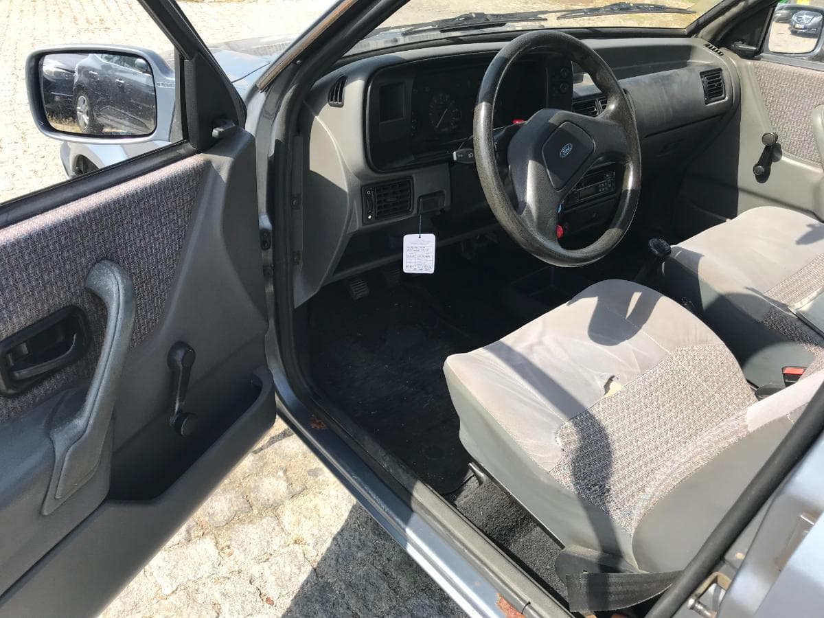Ford Orion 1.4 · Ano 1988 — image 18