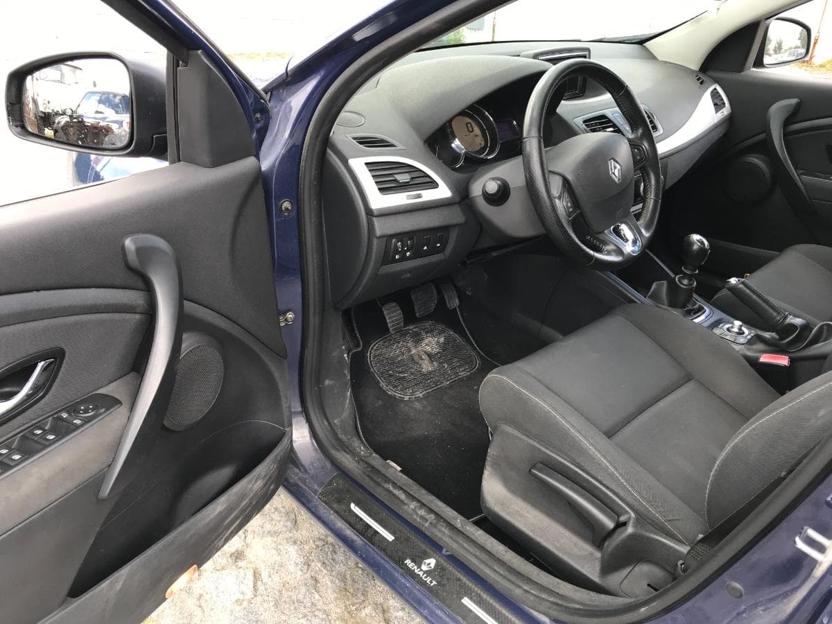 Renault Mégane 1.5 DCI · Ano 2013 — imagen 17