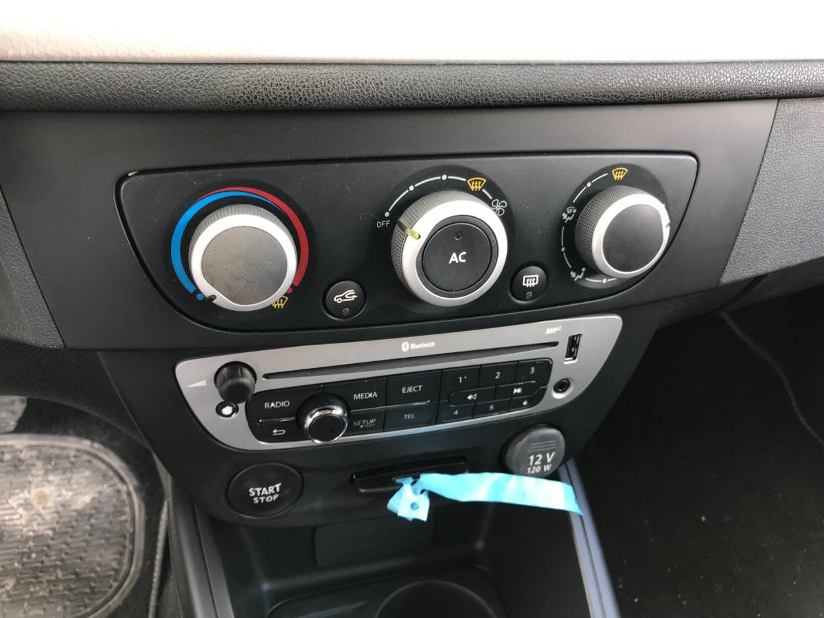 Renault Mégane 1.5 DCI · Ano 2013 — imagen 21