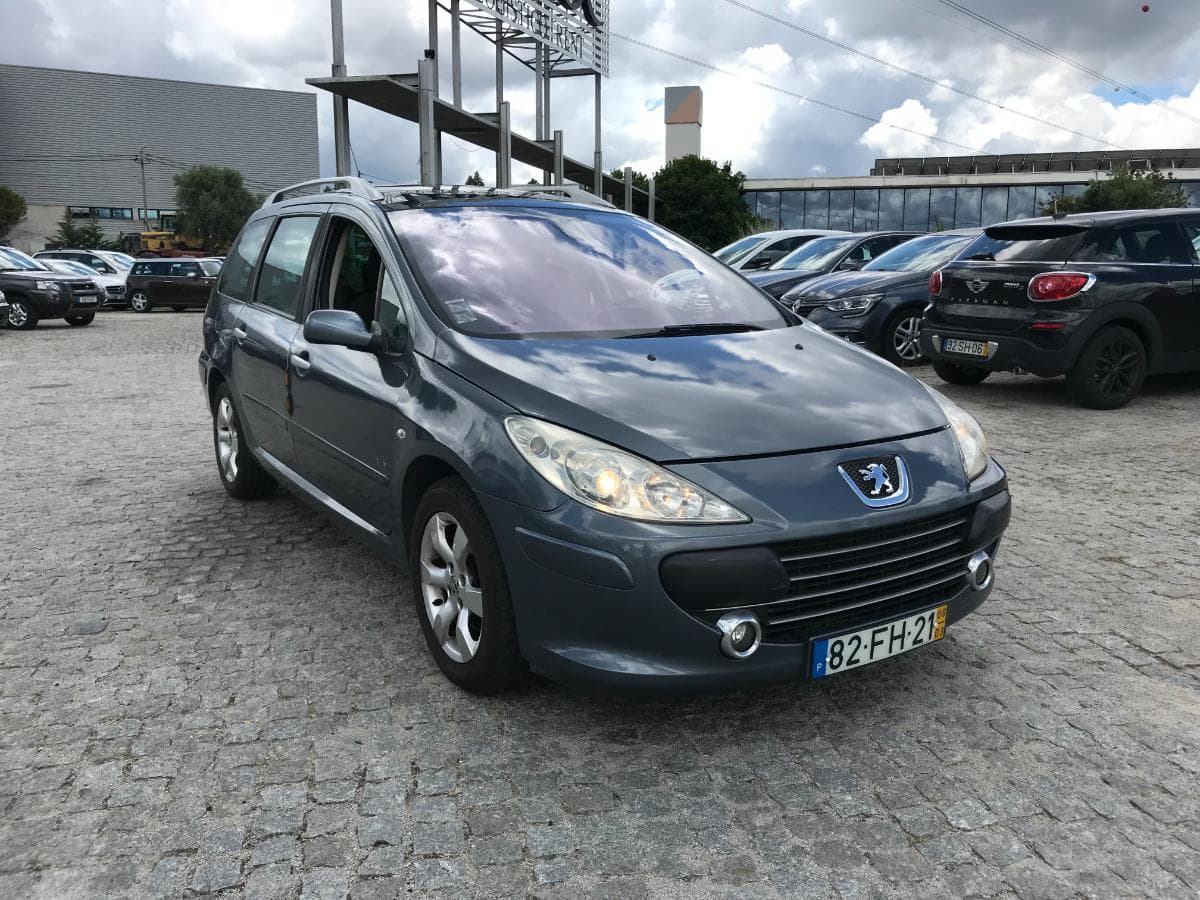 Peugeot 307 SW 1.6HDI · Ano 2008 — imagen 1