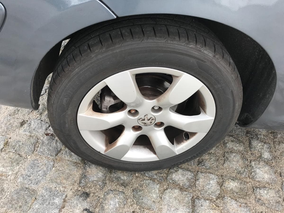 Peugeot 307 SW 1.6HDI · Ano 2008 — imagen 13