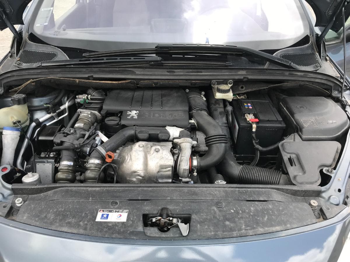 Peugeot 307 SW 1.6HDI · Ano 2008 — imagen 3