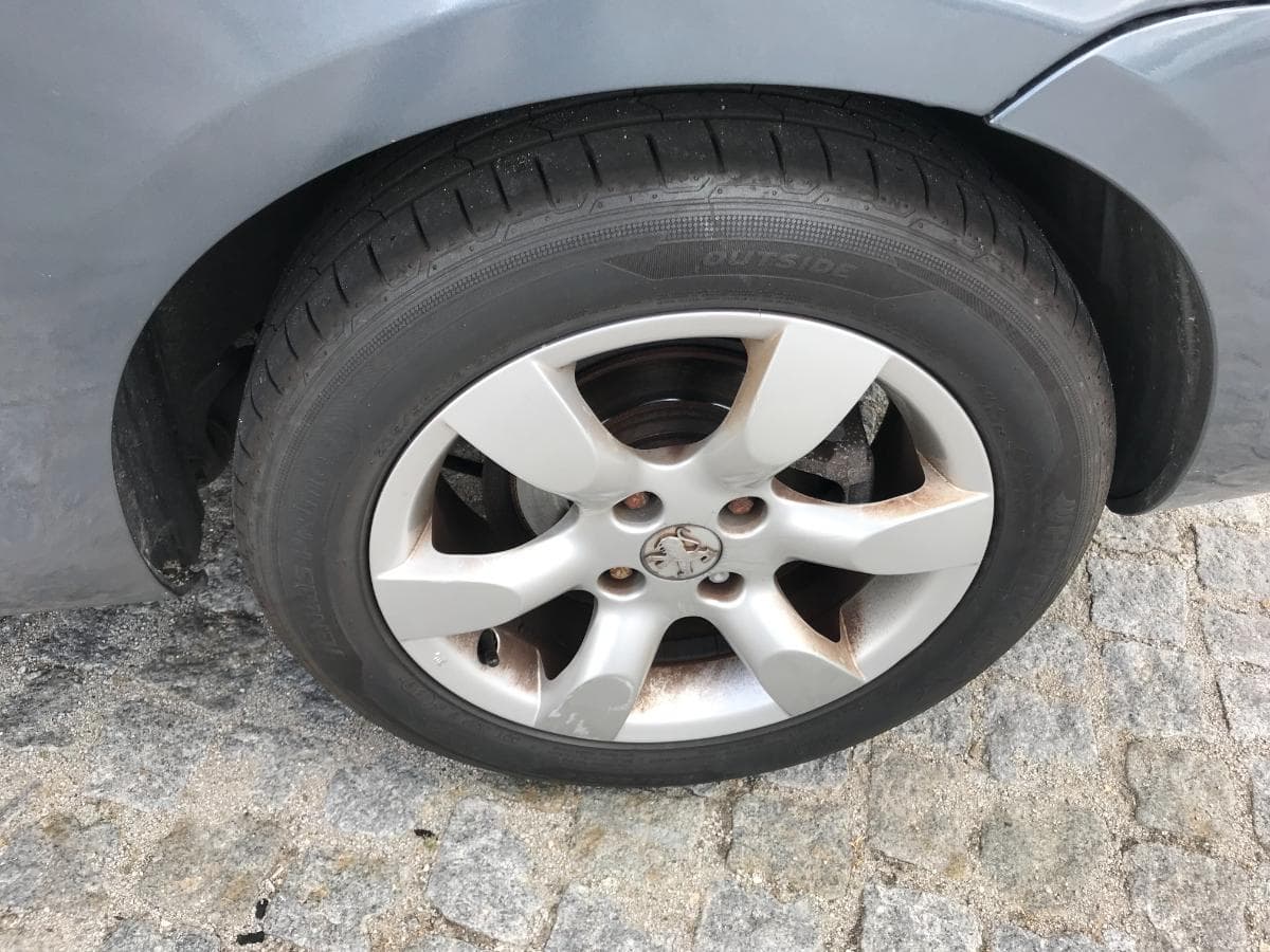 Peugeot 307 SW 1.6HDI · Ano 2008 — imagen 15
