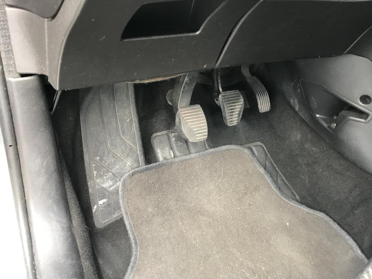 Peugeot 307 SW 1.6HDI · Ano 2008 — imagen 28