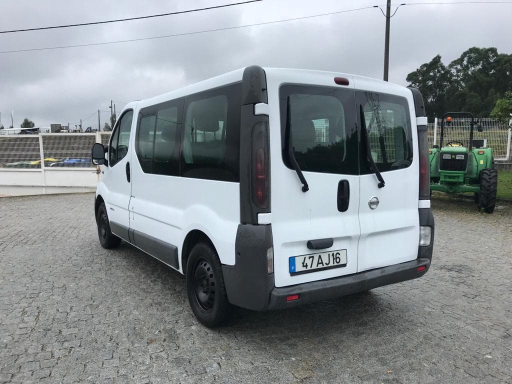 Nissan Primastar 1.9DCI · Ano 2005 — imagen 6