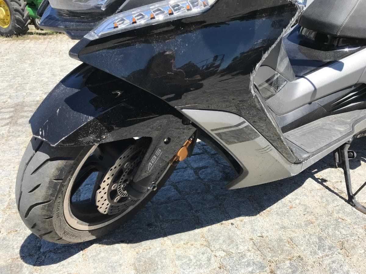 Motociclo Daelim  XQ1   AH-01-EF — imagen 14