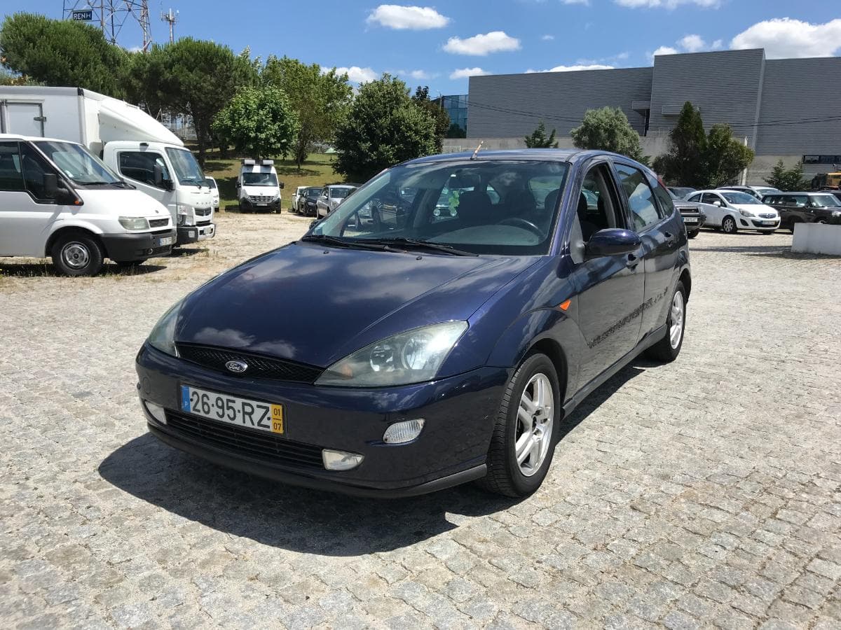 Ford Focus 1.8TDI · Ano 2001 — imagen 5