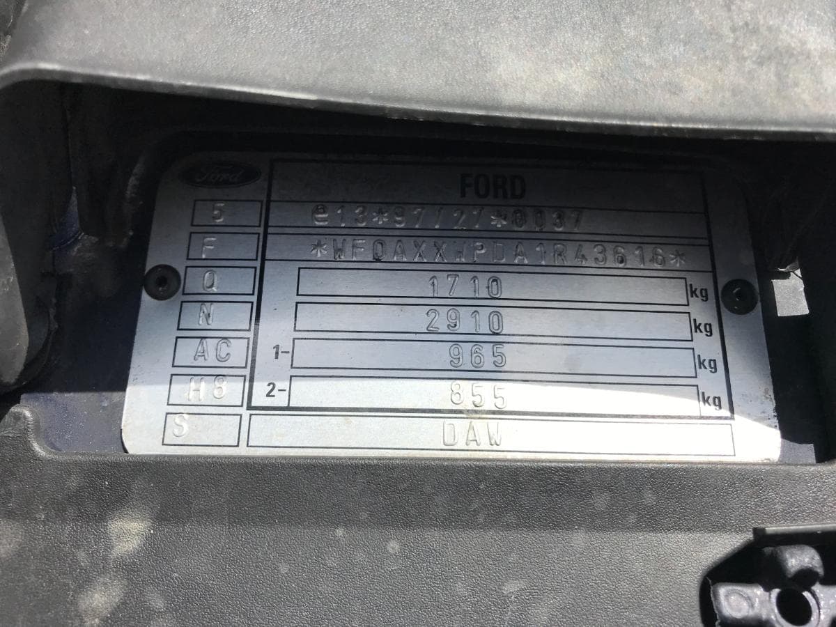 Ford Focus 1.8TDI · Ano 2001 — imagen 4