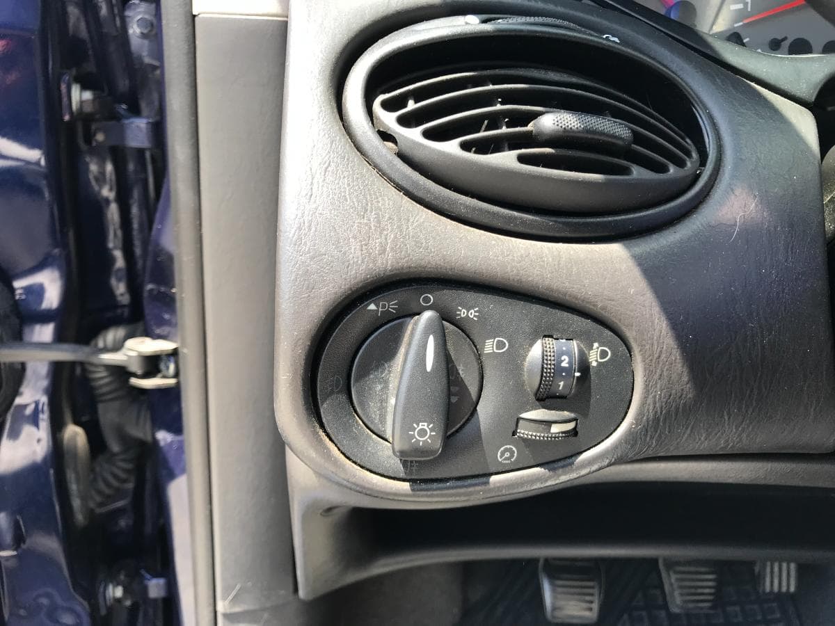 Ford Focus 1.8TDI · Ano 2001 — imagen 23