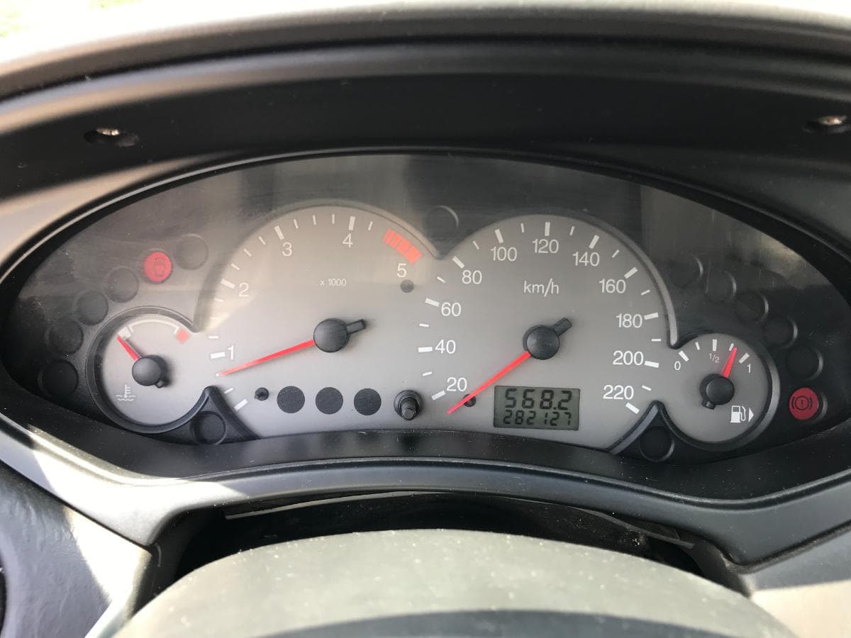 Ford Focus 1.8TDI · Ano 2001 — imagen 31