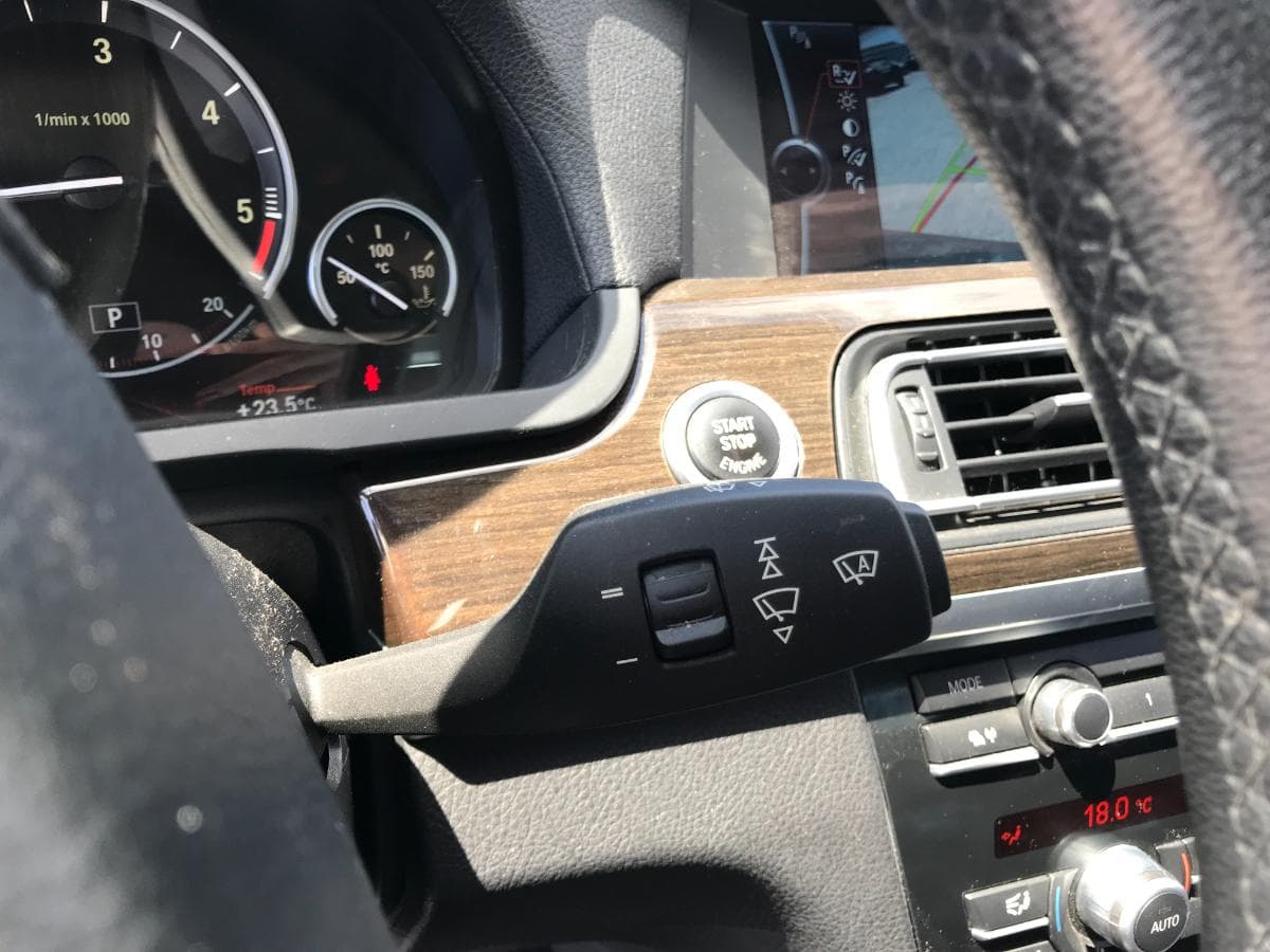 BMW 740D · Ano 2011 — imagem 24