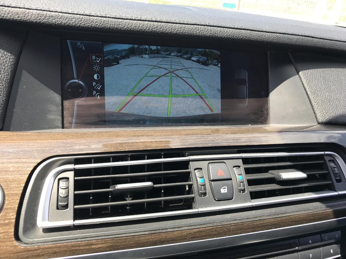 BMW 740D · Ano 2011 — imagem 32