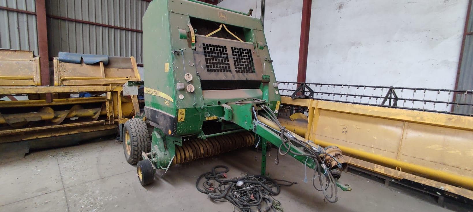 Enfardadeira John Deere 852 — imagen 1