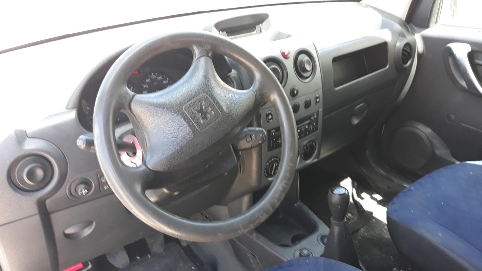 Peugeot Partner — imagem 6