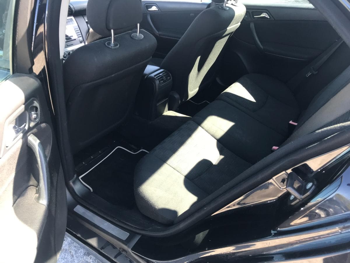Mercedes-Benz C220 CDI — imagem 23
