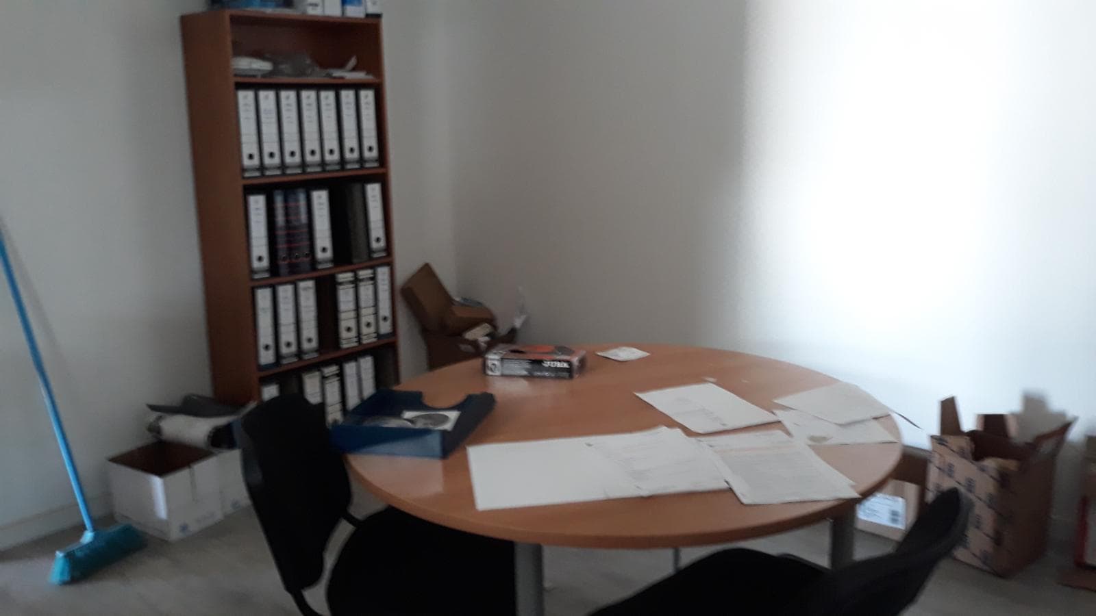 Mobiliário e Equipamento de escritório — imagen 2