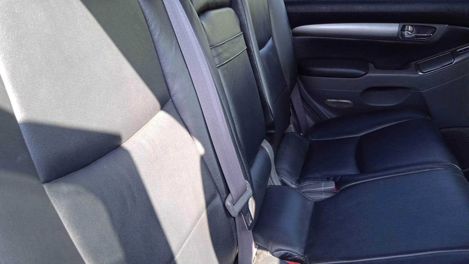 Toyota Land Cruiser Prado · — imagen 5