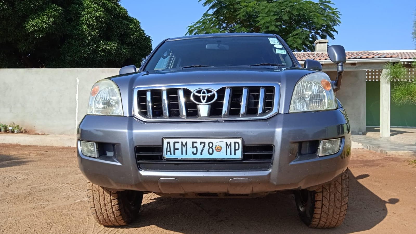 Toyota Land Cruiser Prado · — imagen 2