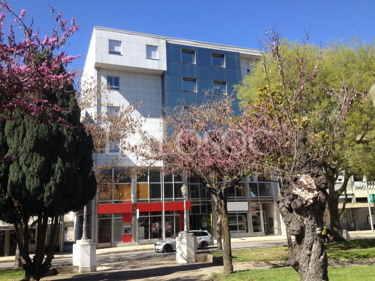 Apartamento T3 + Garagem · Mirandela — imagen 4