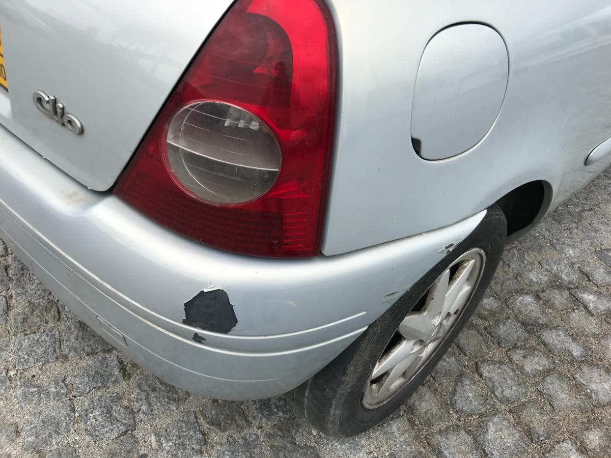 Renault Clio 1.9D · Ano 2000 — imagem 13