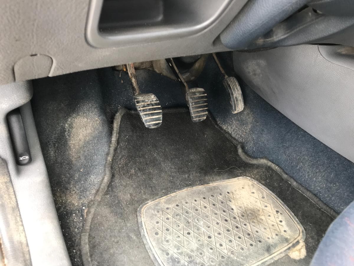 Renault Clio 1.9D · Ano 2000 — imagem 27