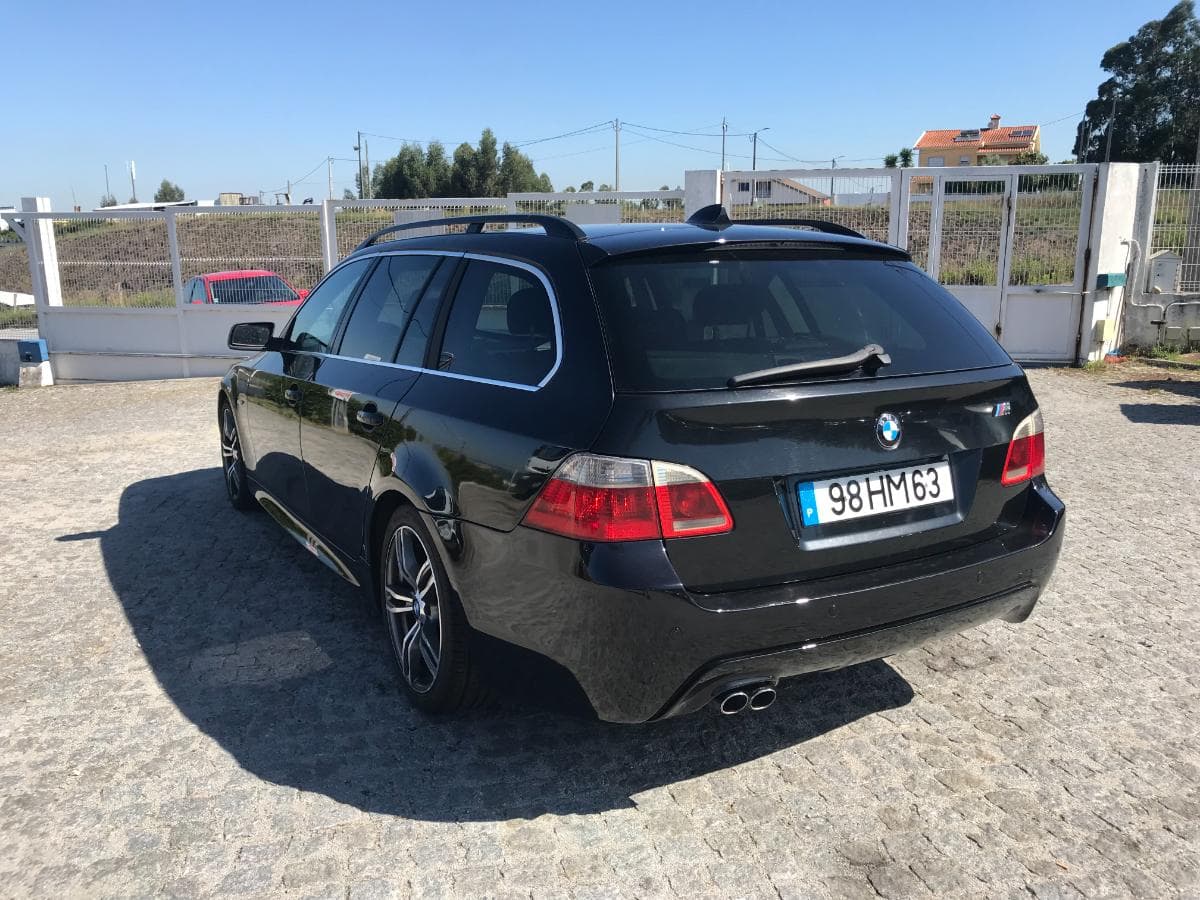 BMW 530D Touring Auto Pack M · Ano 2005 — imagem 10