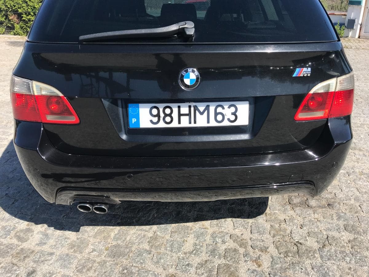 BMW 530D Touring Auto Pack M · Ano 2005 — imagem 7