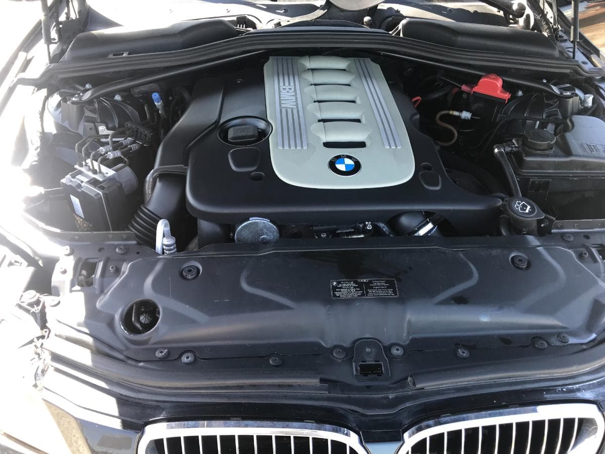 BMW 530D Touring Auto Pack M · Ano 2005 — imagem 3