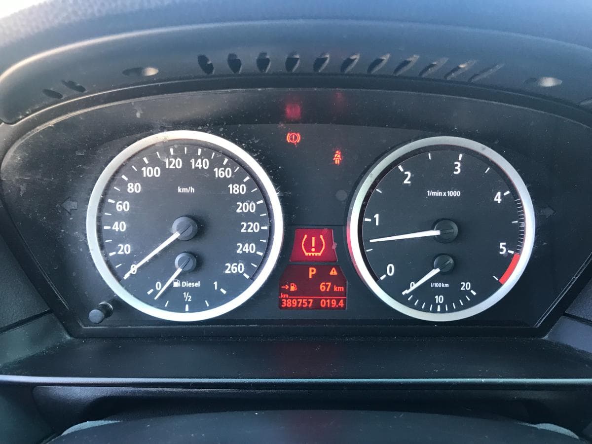 BMW 530D Touring Auto Pack M · Ano 2005 — imagem 23