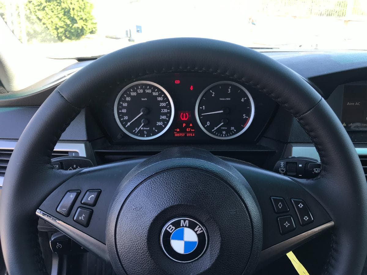 BMW 530D Touring Auto Pack M · Ano 2005 — imagem 28