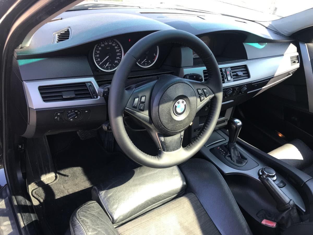 BMW 530D Touring Auto Pack M · Ano 2005 — imagem 37