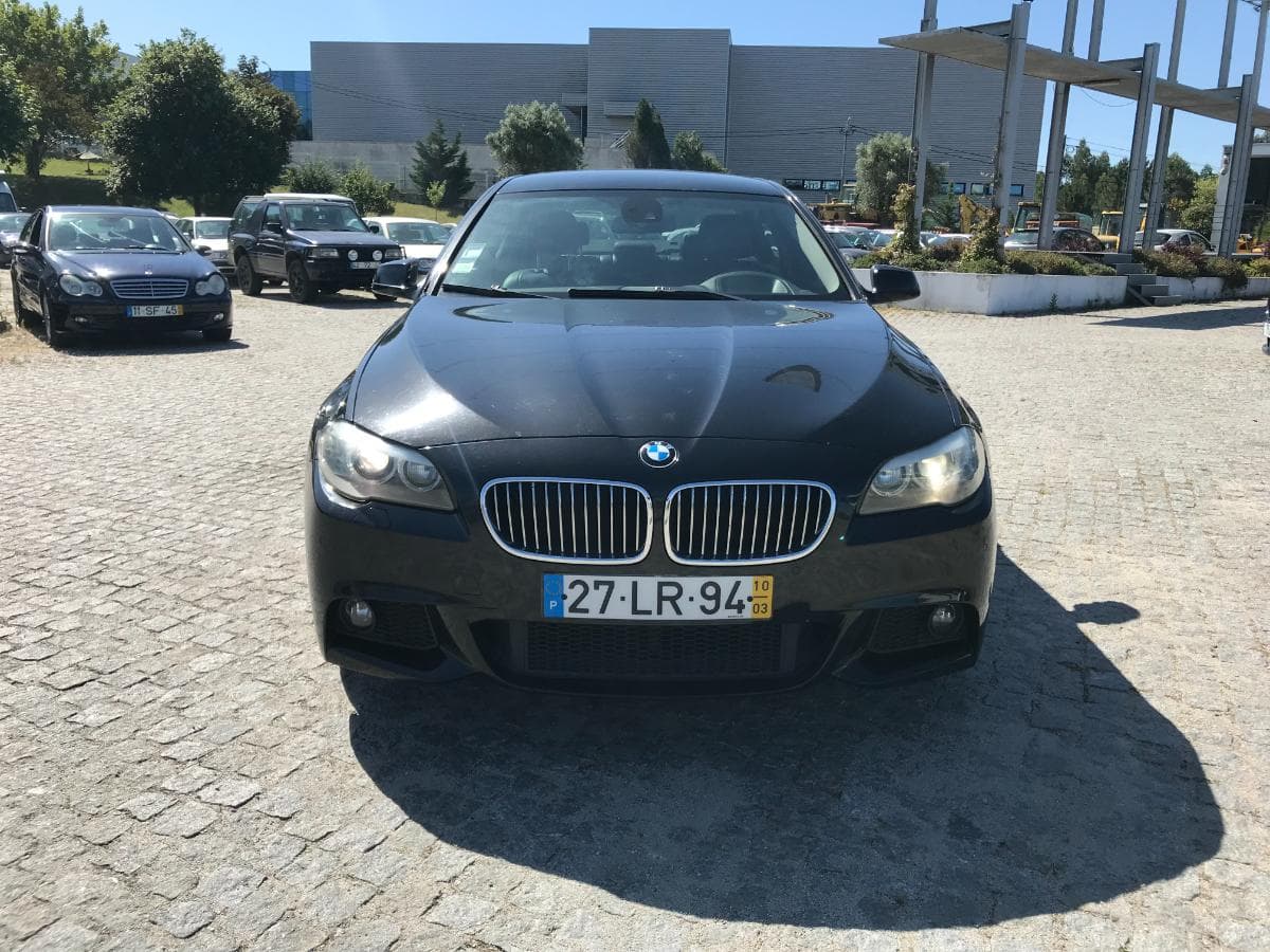 BMW 530D 3.0 · Ano 2010 — imagem 3